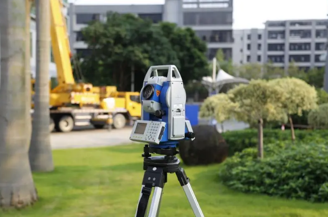 思拓力R2C彩屏全站儀,集顏值與實力于一體